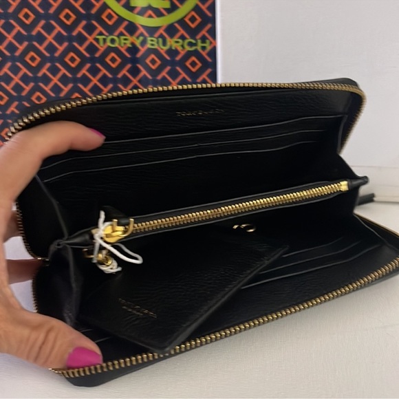 Tory Burch Britten large black wallet - Picture 13 of 14